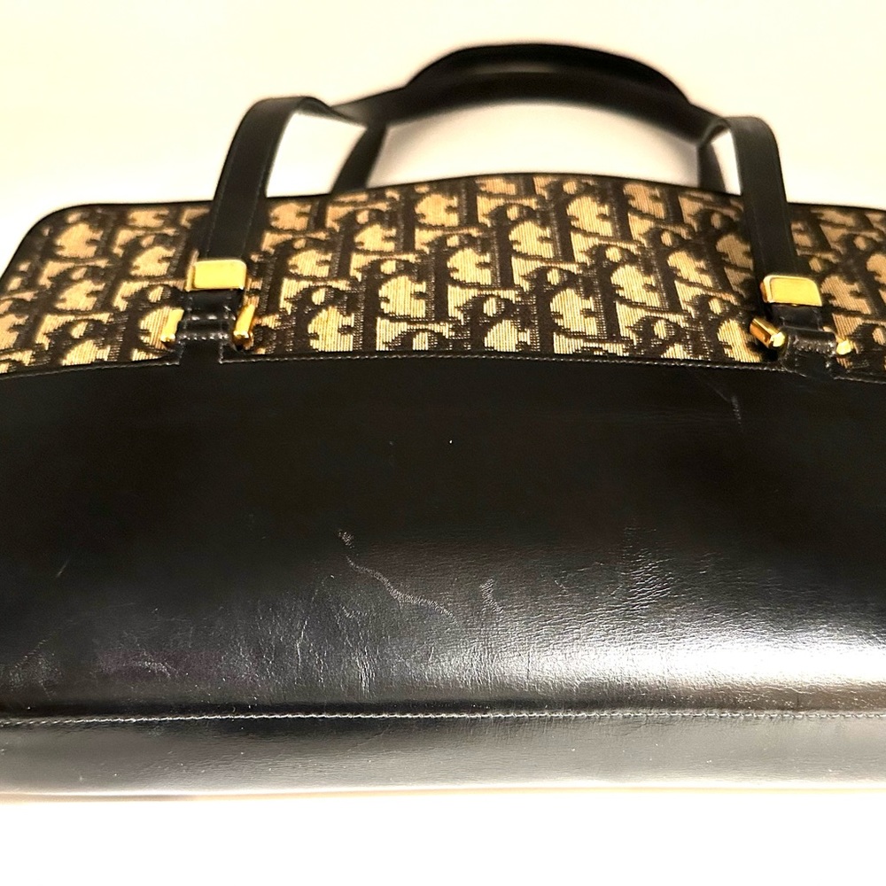 Christian Dior - Trotter Shoulder Bag - Picture 4 of 11